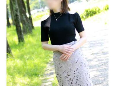 名古屋デリヘル 奥鉄オクテツ東海店のりこ、41歳Cカップのスレンダー妻に名駅で会った夜
